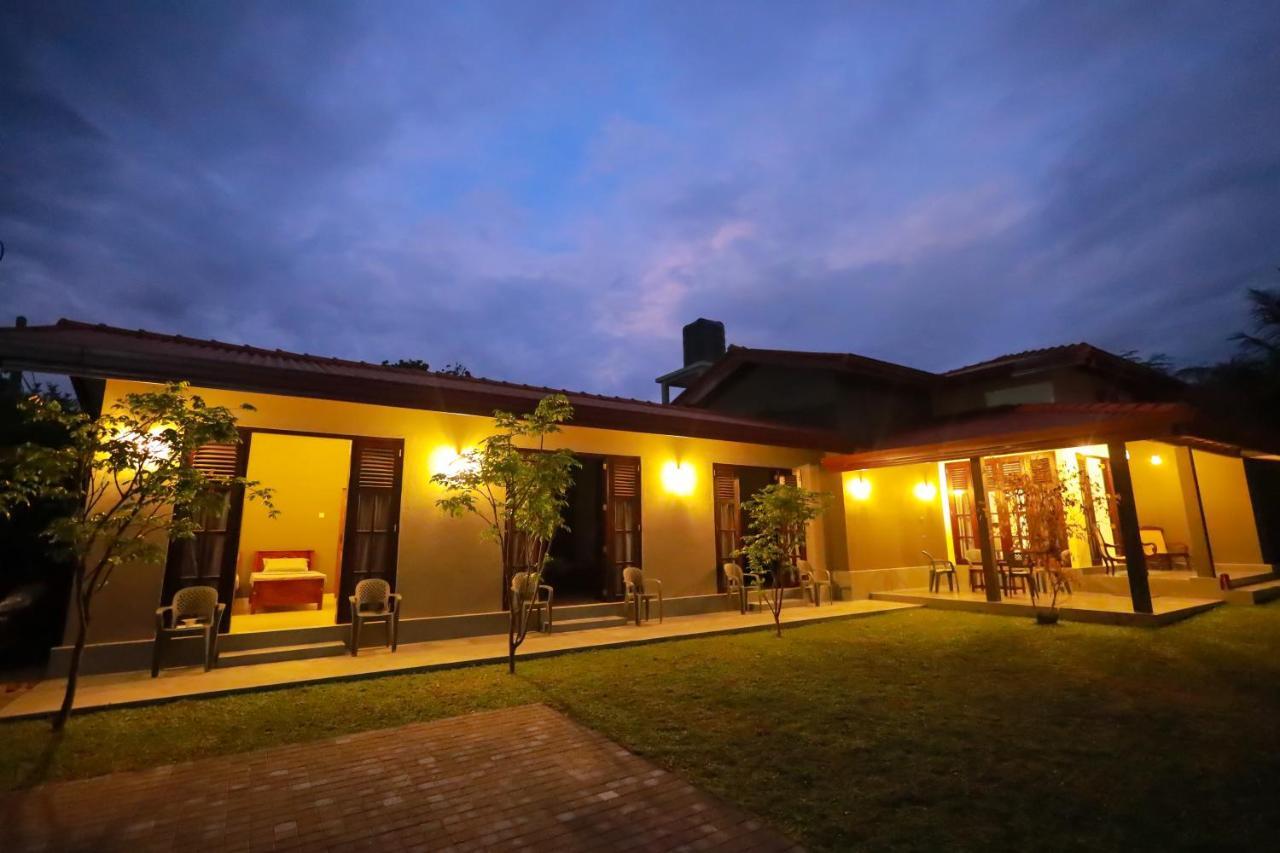 Negombo 146 Homestay Εξωτερικό φωτογραφία