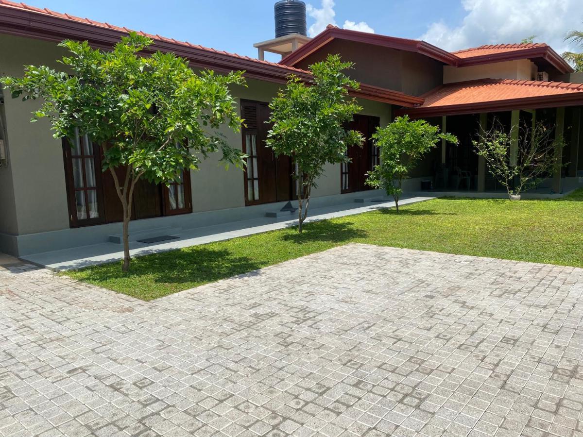 Negombo 146 Homestay Εξωτερικό φωτογραφία